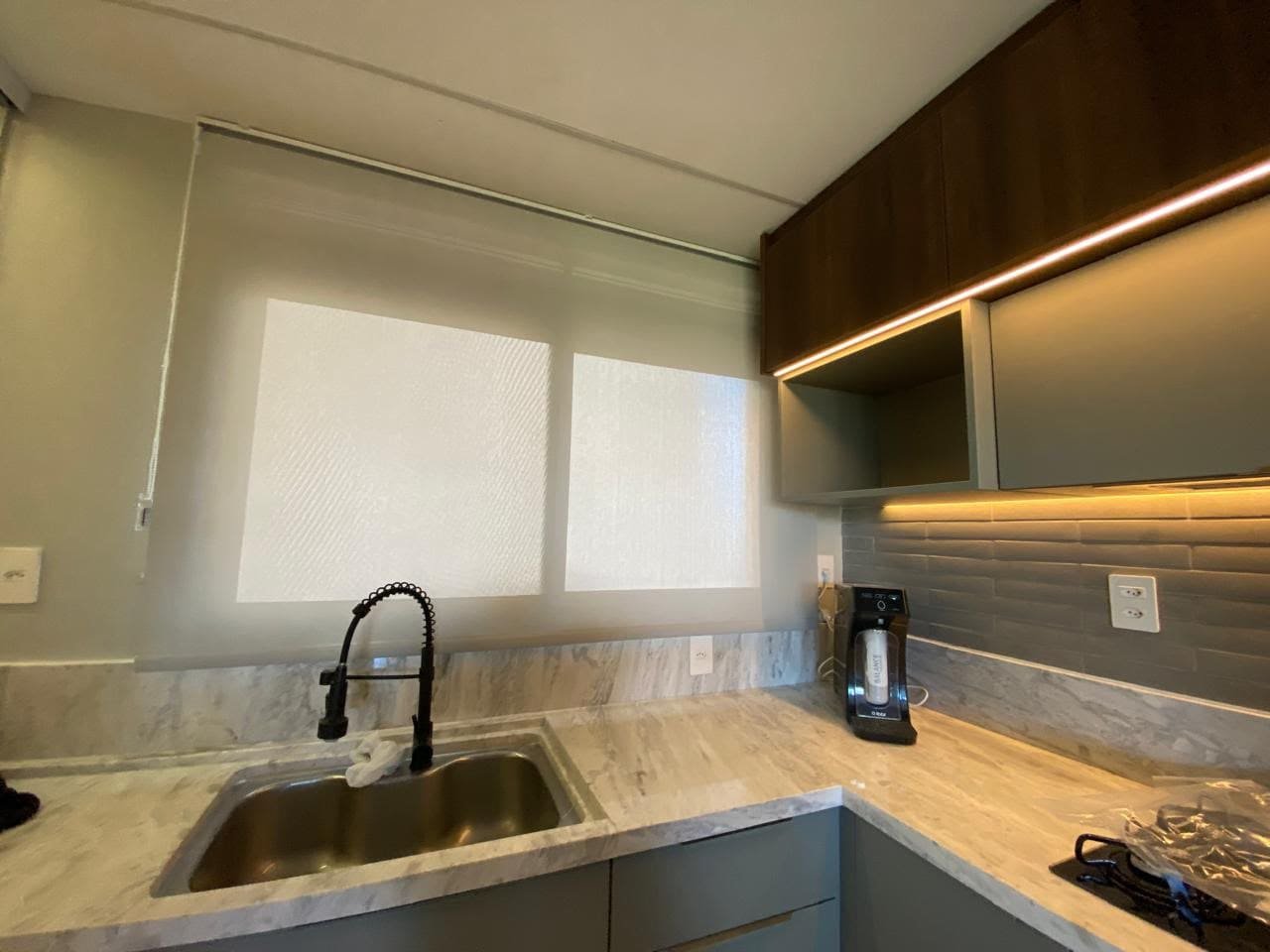 Iluminação de cozinha após reforma elétrica